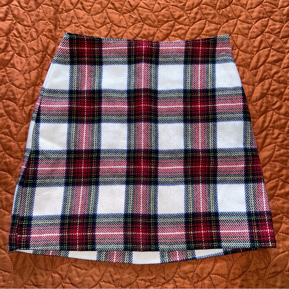 Abercrombie & Fitch Plaid Mini Skirt in White, Red, Pink and Black